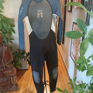 Full Body Wetsuit!